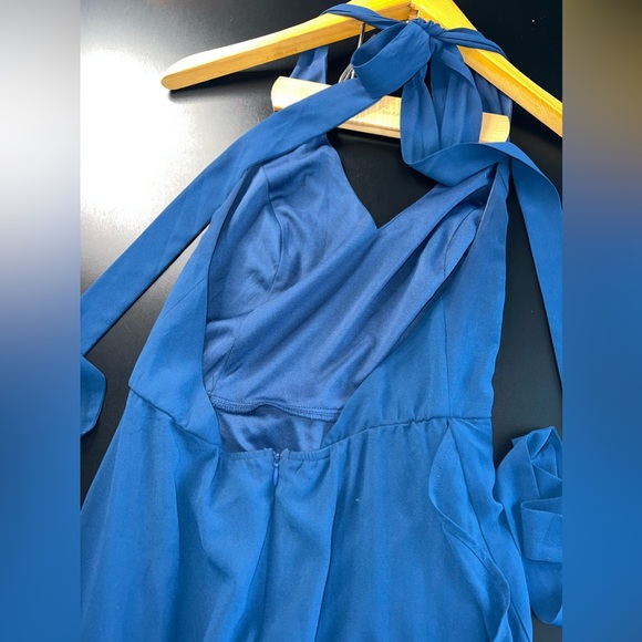 Lulu’s Navy Blue Halter Neck Tie Maxi Dress Size Medium EUC Like New - Picture 6 of 8